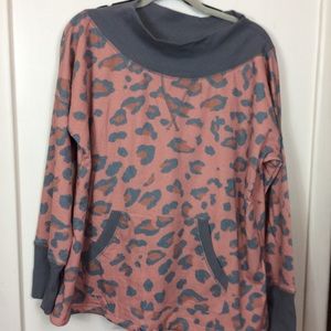 Suzanne Betro Leopard Lounge Outfit Size L NWT